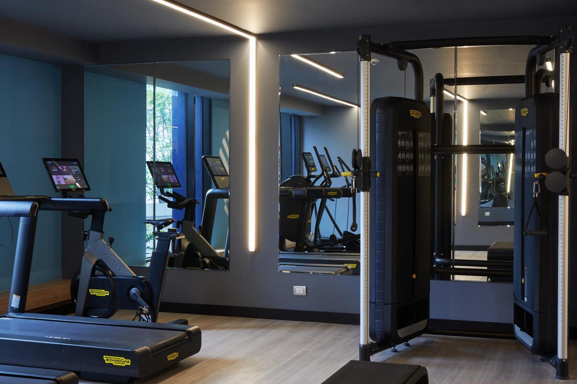 Pullman Lima Miraflores Bagian luar foto The gym at the hotel