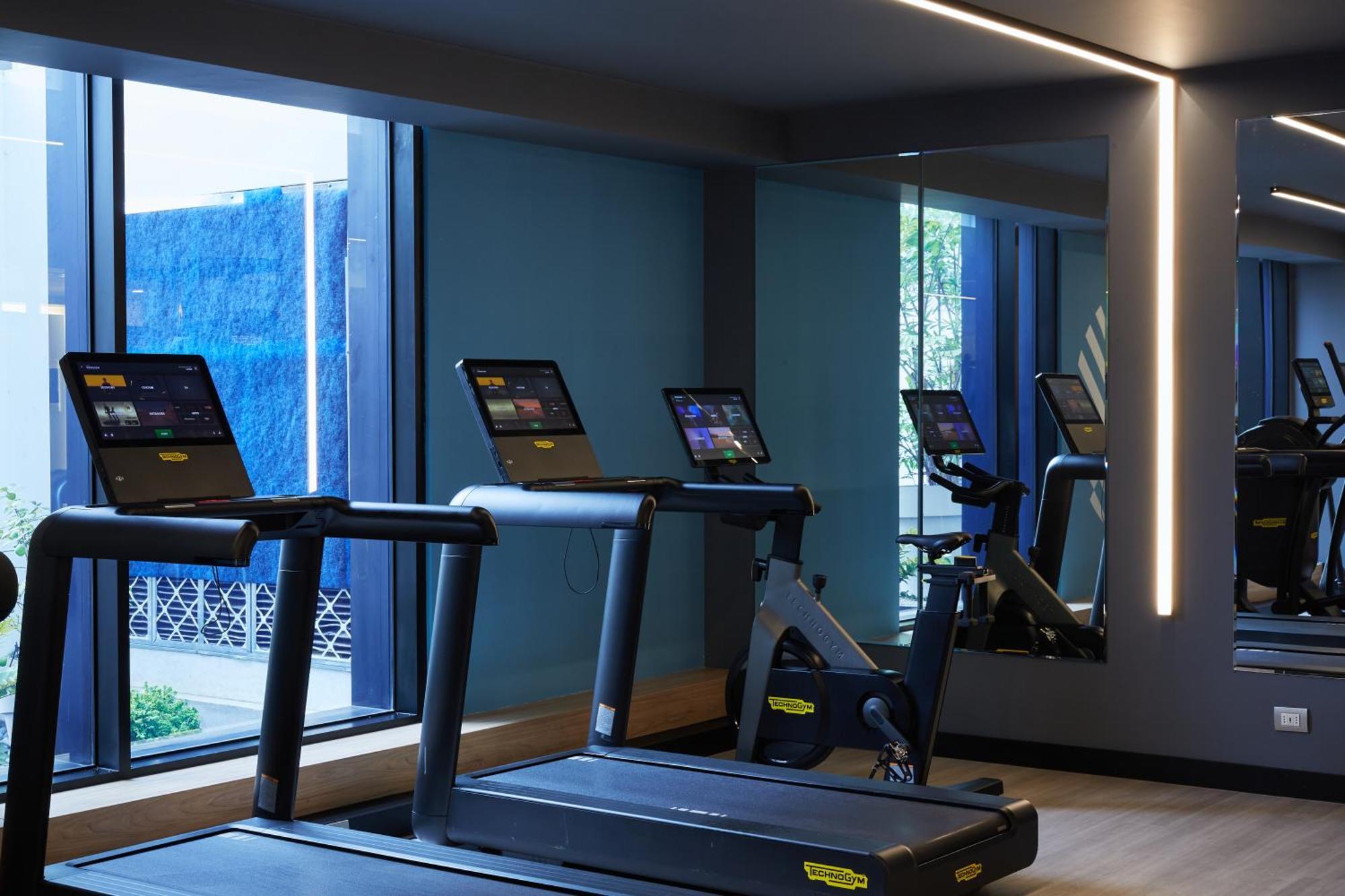 Pullman Lima Miraflores Bagian luar foto The gym at the hotel