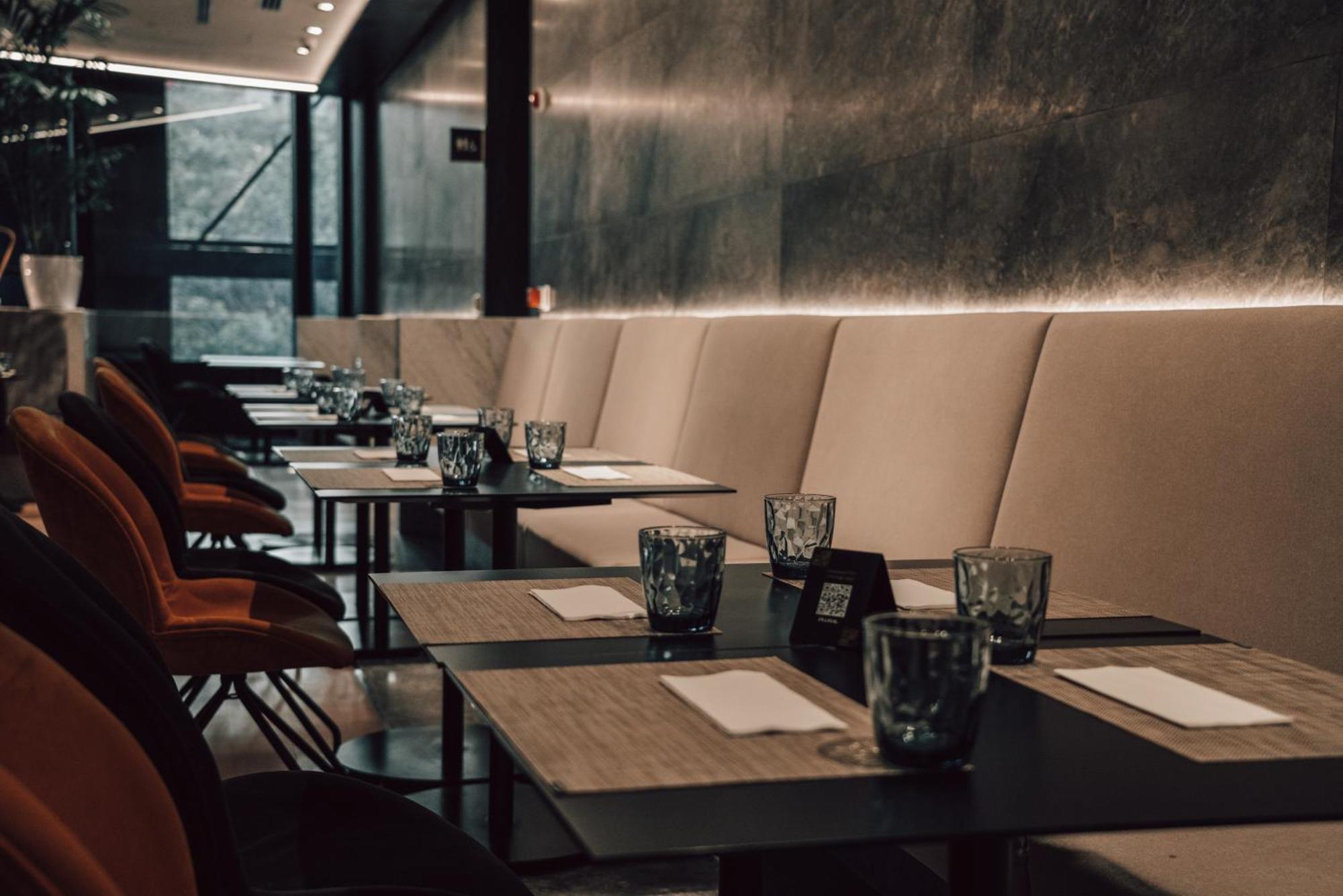 Pullman Lima Miraflores Bagian luar foto Interior of the restaurant