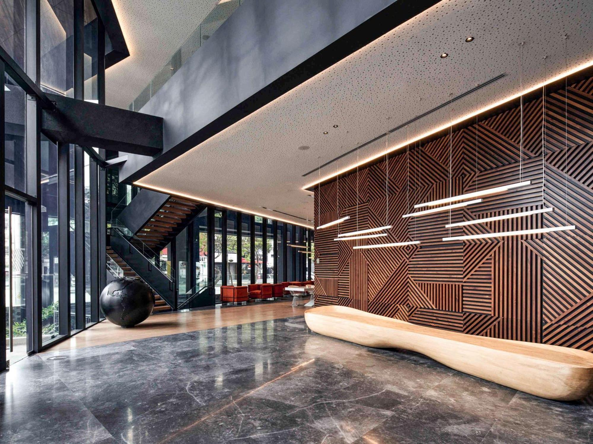 Pullman Lima Miraflores Bagian luar foto Interior of the hotel