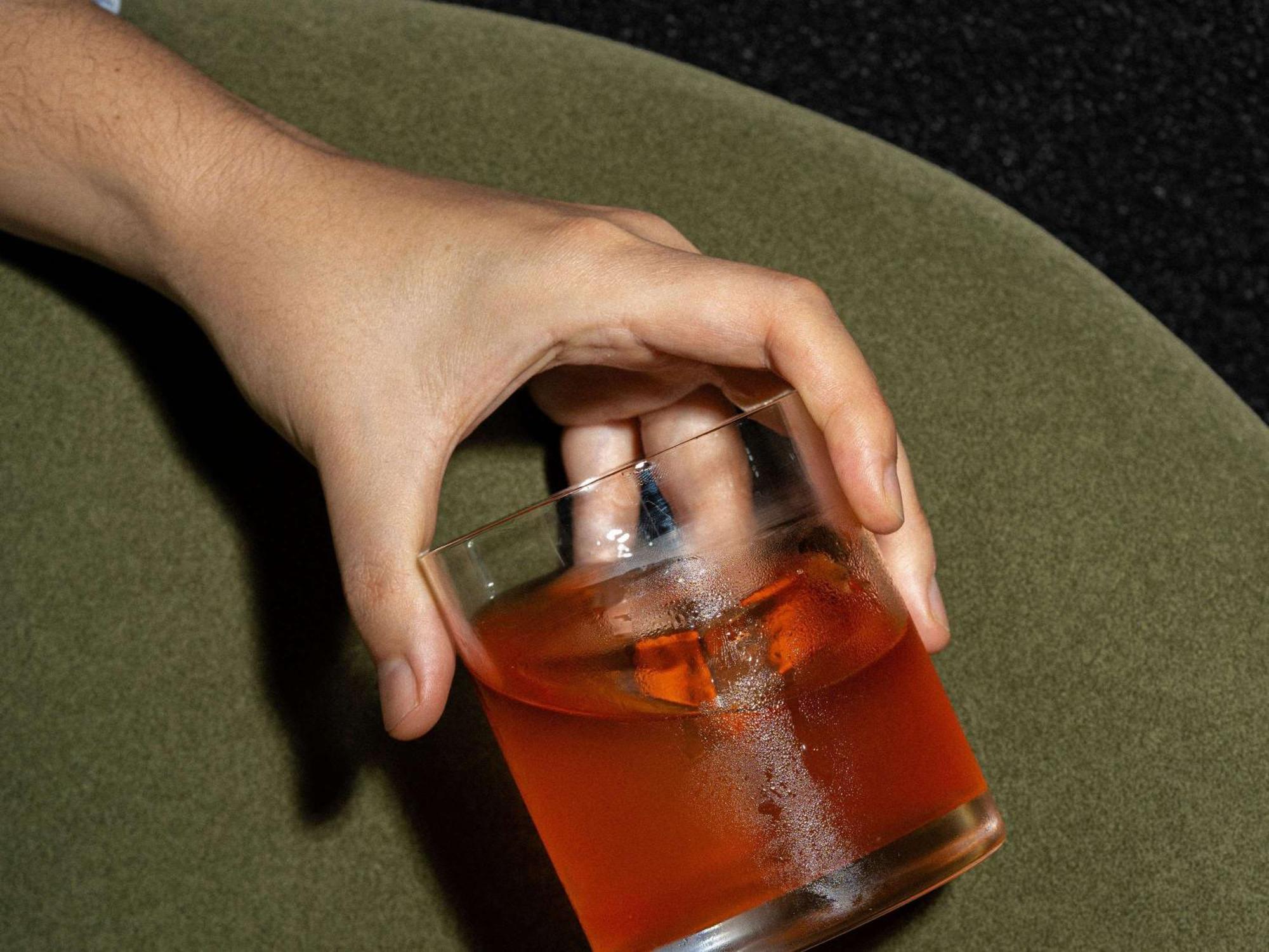 Pullman Lima Miraflores Bagian luar foto A glass of Campari