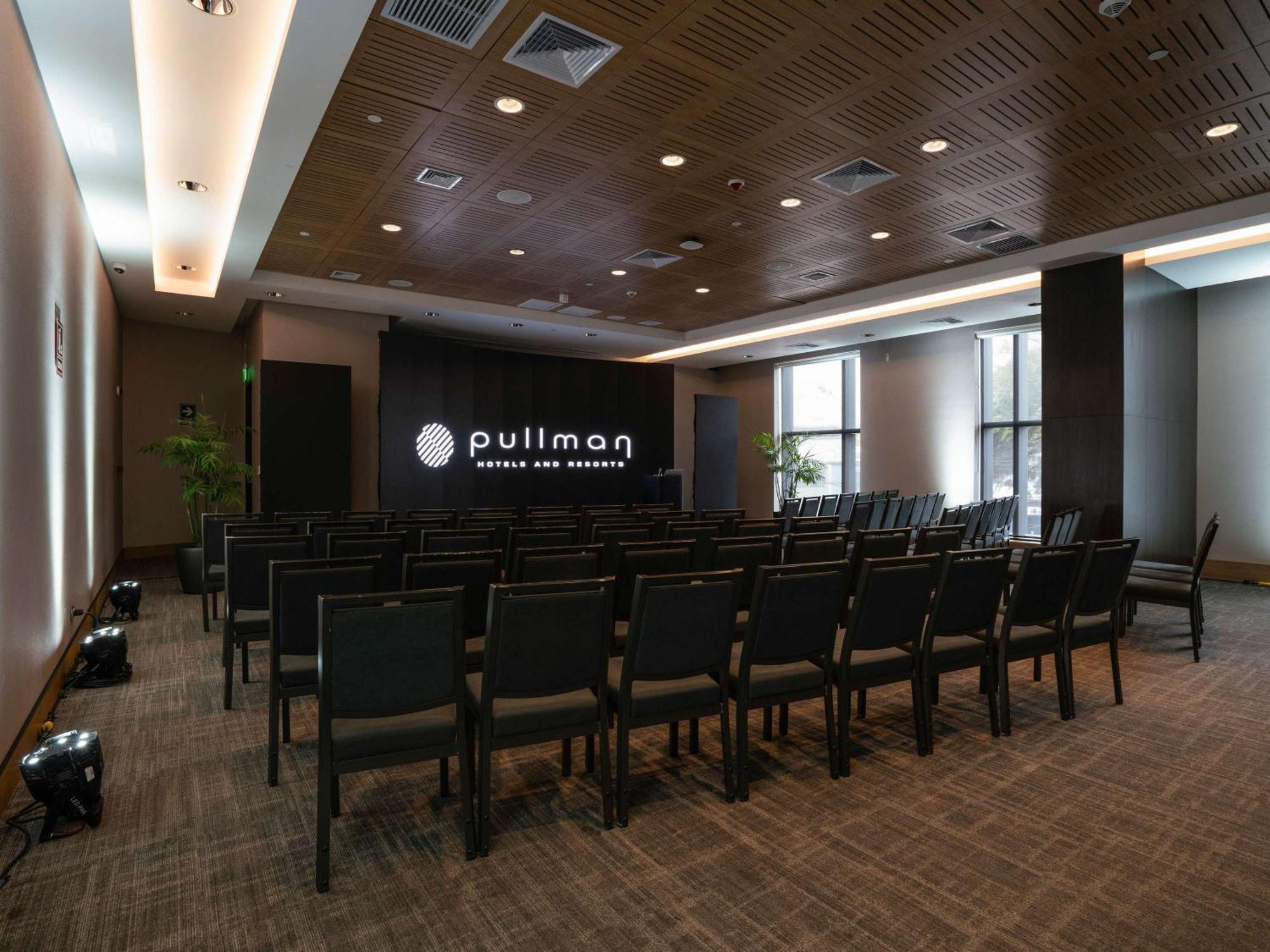 Pullman Lima Miraflores Bagian luar foto The auditorium at Pullman Bangkok G